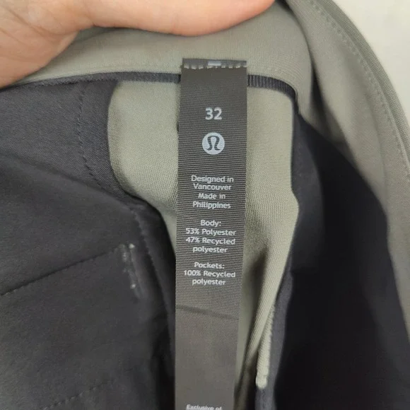 Lululemon Commission Classic-Fit Short Mens 32 9" Warpstreme Seal Grey Golf - Picture 6 of 8